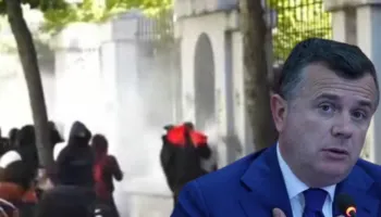 Protesta para Ministrisë së Arsimit, Balla: Studentët nuk janë terroristë me maska që thyejnë dritaret e shkollës