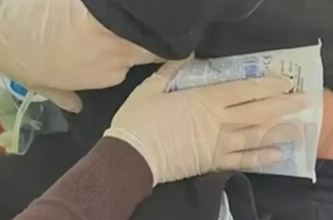 Protesta studentore në Tiranë, i riu qëllohet me plumb gome në bark