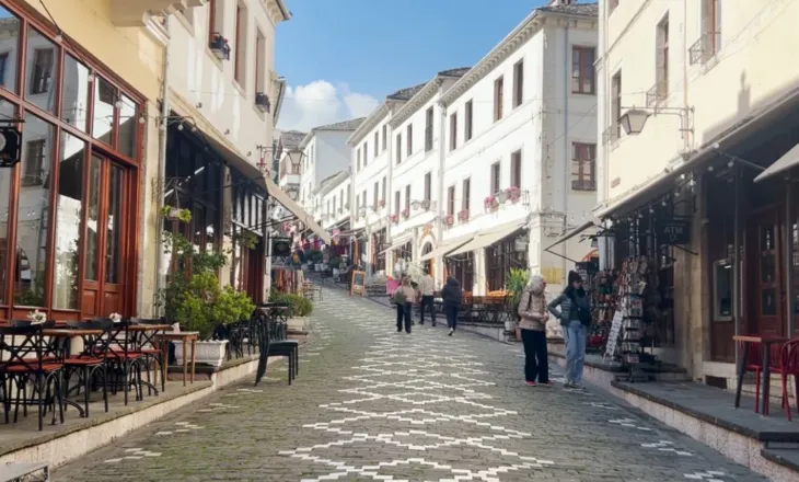 “Protesta tkurri turizmin”- Dhoma e Tregtisë Gjirokastër: Kemi shumë anulime rezervimesh! (VIDEO)