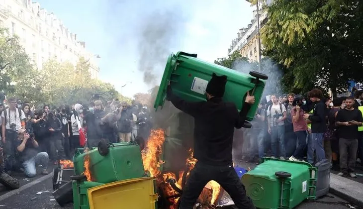 Protestat e nxënësve në Francë shkaktojnë bilancin më të rëndë në dekada