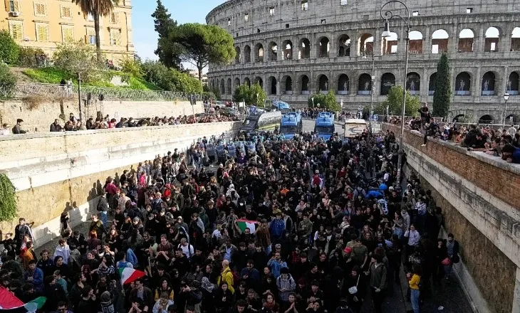 Protestat në Itali, përplasje me policinë dhe 8 të arrestuar në Romë!