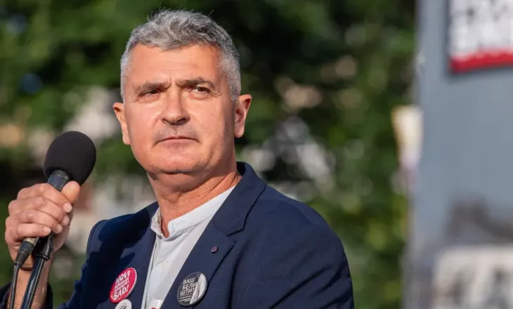 Protestat që u kthyen në lëvizje politike/ Kardiologu që pritet të bëhet kryeministër i Serbisë