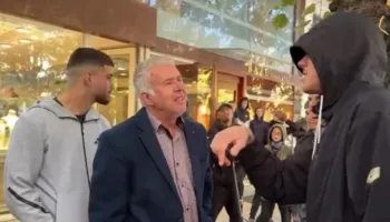Protestë edhe në Korçë, pjesëmarrja e ulët, grupi marshon te Bashkia!