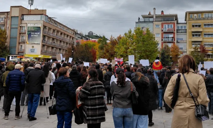 Protestë në Prishtinë pas vr*sjes së Arlinda Zekajt