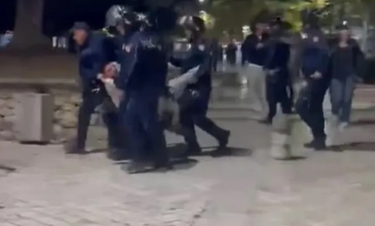 Protestuesi 19-vjeçar theu këmbën, Policia e Shtetit: Pezullohen 4 efektivët dhe shefi i Rendit të Komisariatit Nr. 1, AMP po heton dinamikën!