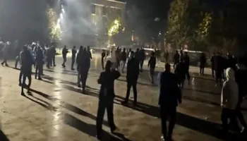 Protestuesi qëllohet me plumb gome në bark, i nënshtrohet operacionit te Trauma