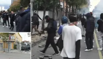 Protestuesit e maskuar shkulin pllakat dhe sulmojnë me gurë e llastiqe, Policia u kundërvihet me forca dhe autobotin e ujit! (FOTO)