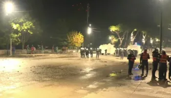 Protestuesit largohen nga Kryeministria