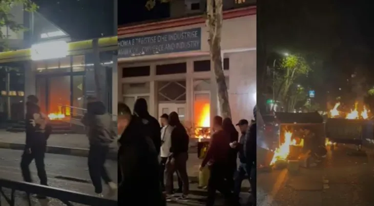 Protestuesit shkatërrojnë Dhomën e Tregtisë dhe Industrisë, zjarr në një bankë dhe në koshat e mbeturinave