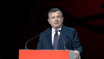 “PS dënon dhunën”, Balla: Protestuesit të zgjedhin përfaqësuesit, qeveria është gati për dialog