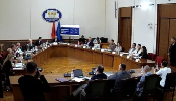 PS këmbëngul për 46 bashkitë, PD paralajmëron përplasjen e radhës: Në rrezik Reforma Zgjedhore