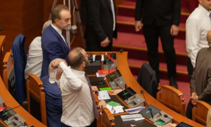 PS kërkon përjashtimin për sulmin në Parlament, reagon Bardhi: Jo 60 ditë, por bëjeni 4 vjet! Frikën e Ramës nuk keni për ta zhdukur dot!