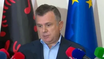 “PS mbështet teknologjinë”- Balla: Do ishte perfekte që votimi dhe numërimi elektronik të aplikoheshin në zgjedhjet e ardhshme në Bashkinë e Tiranës