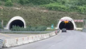 Punime në “Tunelin e Krrabës”, ndryshon qarkullimi gjatë natës për 20 ditë! ARRSH publikon planin e punimeve, ja si devijon lëvizja