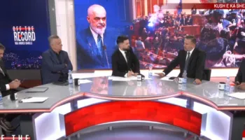 “Qytetarët nuk duan Berishën në protestë”- Aktivisti Qiraxhi debat me nënkryetarin e PD: E vjetra na ka zënë rrugën!