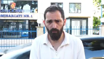 “Radhën për vezët e kish Manjani”, aktivisti Gent Progni merret në pyetje në Polici pas deklaratës në protestë