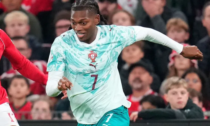 Rafael Leao mbajti fanellën me numrin 7 të Cristiano Ronaldo: Bëra çmos për ta nderuar atë