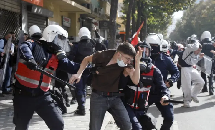 Rama e urdhëron vetë dhe ia ngec policisë: Ne nuk mbajmë përgjegjësi për dhunën policore gjatë protestave