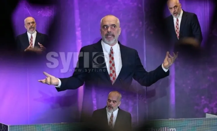 Rama në panik anulon mbledhjen e grupit parlamentar, studentët i shembën fasadën e propagandës