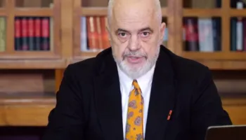 Rama: Protestuesit kanë frikë të ulen në dialog se i quajnë tradhtarë