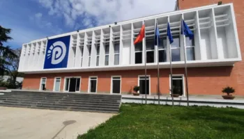 Rama tenton të kalojë pr/buxhetin 2027 pa transparencë e debat, PD nuk shkon në Konferencën e Kryetarëve: S’bëhemi pjesë e farsës