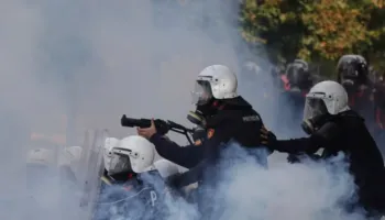Rama u rrit pagat efektivëve, tjetër shpërblim pas dhunës policore ndaj protestuesve
