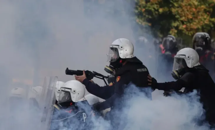 Rama u rrit pagat efektivëve, tjetër shpërblim pas dhunës policore ndaj protestuesve