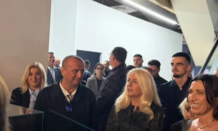 Ramiz Lladrovci për ekspozitën e letrave të Fehmiut dhe Xhevës, një dashuri që mbetet trashëgimi ndër breza