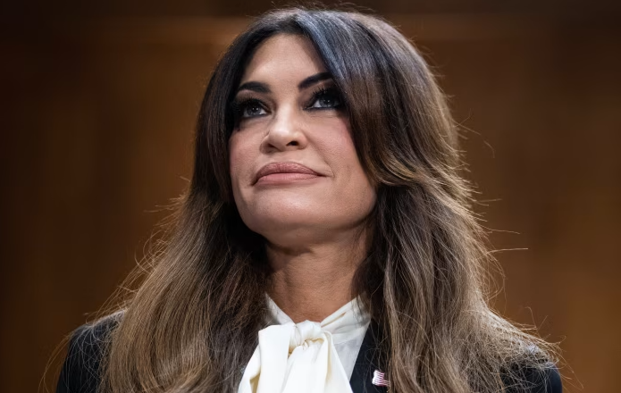 Raportime për sjellje të papërshtatshme, Trump shqyrton shkarkimin e ambasadores në Greqi