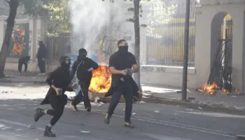Reagon Ambasada Britanike: E drejta e protestës mbrohet nga Kushtetuta