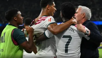 Reali i Madridit jeton nën “stres”, fitore me polemika ndaj Villareal! Tension i lartë para Romës, Mourinho ‘kyç’ gojën, Vinicius nën ‘ciklon’