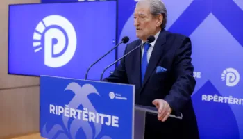 Reforma territoriale, Berisha akuza mazhorancës: Votuan një krim kolektiv për asgjësimin e 15 bashkive