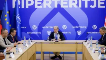 Reforma Territoriale votohet të enjten, Blushi i kërkon protestë kombëtare para Parlamentit më 8 tetor! Kreu i PD: Jam plotësisht dakord…