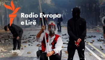 REL/ ‘Zgjidhja e krizës politike kalon përmes dorëheqjes së Ramës’! Çfarë i bashkon protestuesit në Tiranë?