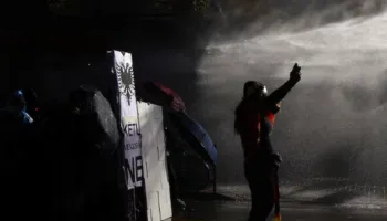 Reuters jehonë protestës në Tiranë: Studentët shqiptarë protestojnë për arsimin dhe vendet e punës