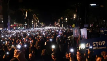 REUTERS: Zyrtarizohen akuzat ndaj Ballukut, korrupsioni është arsyeja pse rinia kërkon largimin e Ramës