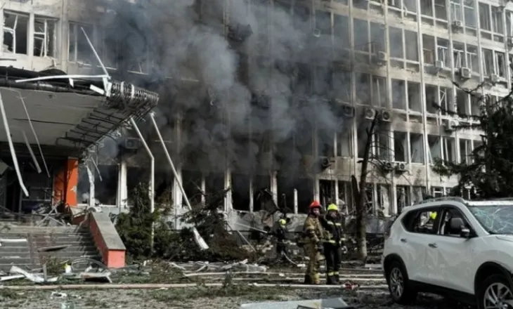 Rusia bombardon Kievin me dronë, kryeqyteti ukrainas mbetet pa energji elektrike
