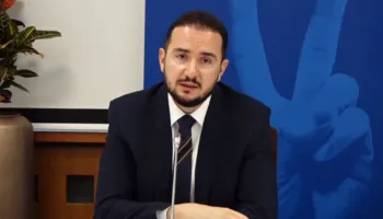 SALIANJI: DO BEJ ÇMOS PER TA LARGUAR BERISHEN