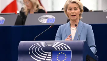 Samiti i liderëve/ Von der Leyen letër udhëheqësve të BE, kërkon masa më të ashpra për migracionin