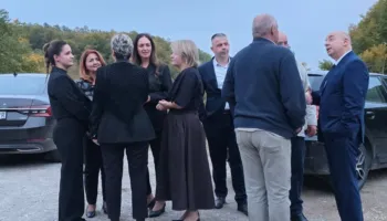 Serbia nuk lejon deputetët e Kosovës të shkojnë në Preshevë, do të ngushëllonin kryetaren Sinani për vdekjen e babait
