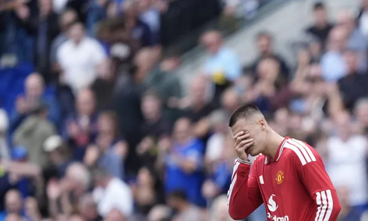 Sërish telashe për Manchester United, sulmuesi pritet të mungojë të paktën deri në janar