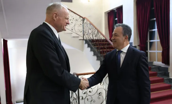SHBA “HYN” NË LOJË/ Wendt takon Peleshin, mesazhi i fortë