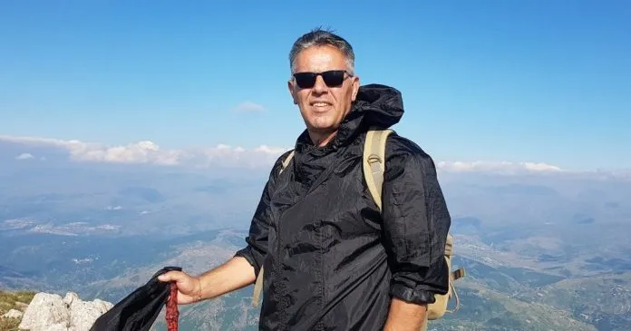 Shemsi Krasniqi: Një lojë pa kufi