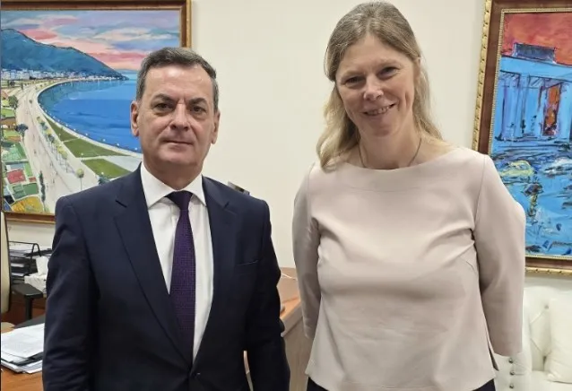 “Shërbimi ndaj qytetarëve, thelbësor”- Kreu i Gjykatës së Lartë pret ambasadoren e Holandës: Në fokus bashkëpunimi në drejtësi!