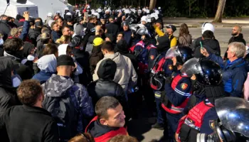 Shoqata e Policëve të Liruar apel efektivëve në detyrë: Mos iu nënshtroni presioneve politike! Të shtunën le të jemi pranë rinisë