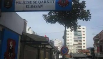 Shpërthimi me lëndë plasëse në Elbasan, dyshohet mesazh paralajmërues