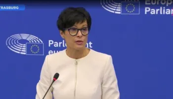 “Shqipëria hapa përpara drejt BE”- Komisionerja Marta Kos: Katër vende pararojë drejt integrimit! Përgatisim një Europë të fortë, idetë do t’i çojmë para