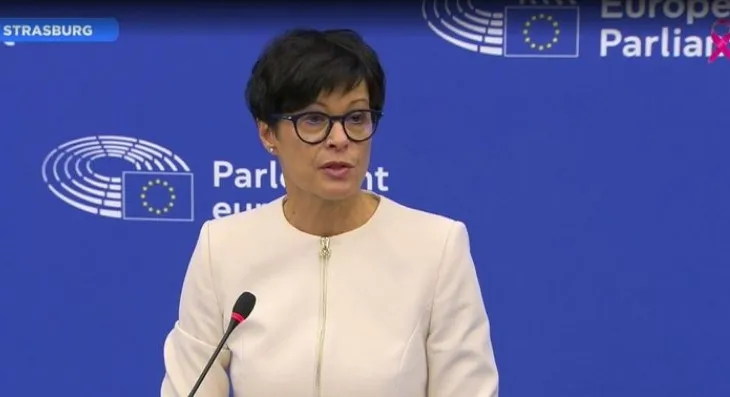 “Shqipëria hapa përpara drejt BE”- Komisionerja Marta Kos: Katër vende pararojë drejt integrimit! Përgatisim një Europë të fortë, idetë do t’i çojmë para