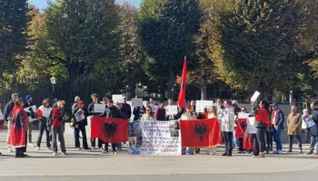 Shqiptarët e Austrisë letër të hapur institucioneve austriake dhe të BE: Koha e heshtjes ka mbaruar