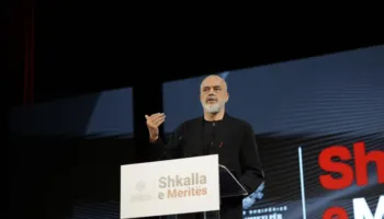 Shteti i Ramës, ministria e re një pesë me hiç. Administrata publike privilegj për tarafin e pushtetit